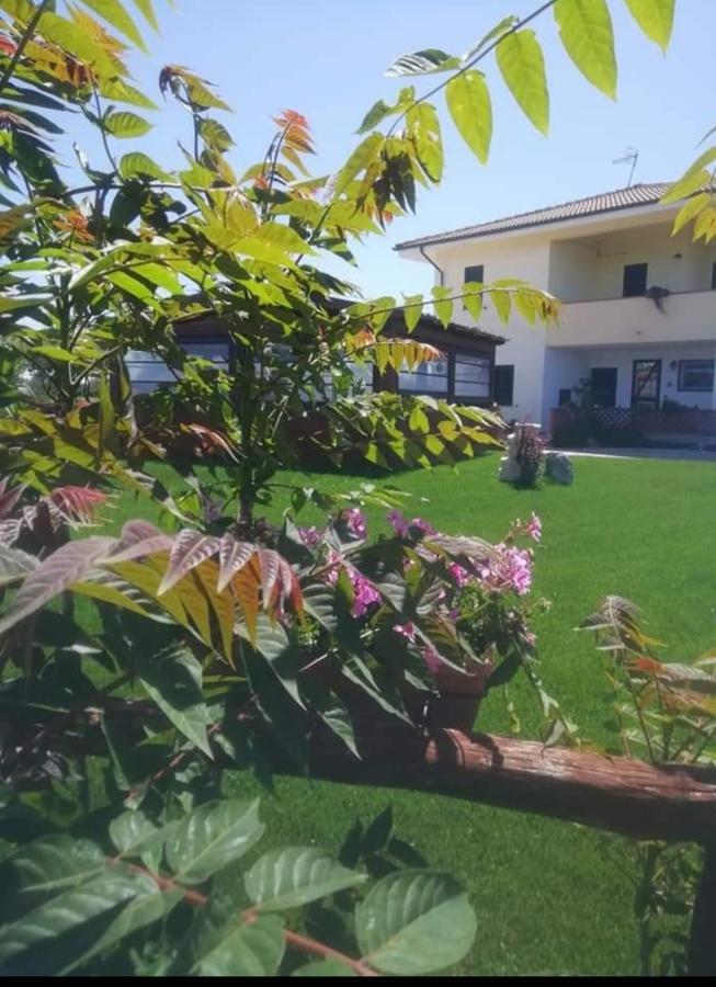 Casa Eroma Bed & Breakfast Cuili Issi Екстериор снимка
